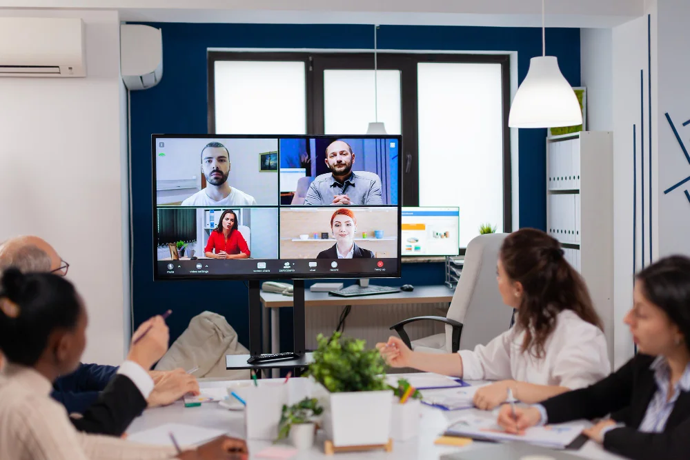 Soluciones de videoconferencia y comunicación empresarial